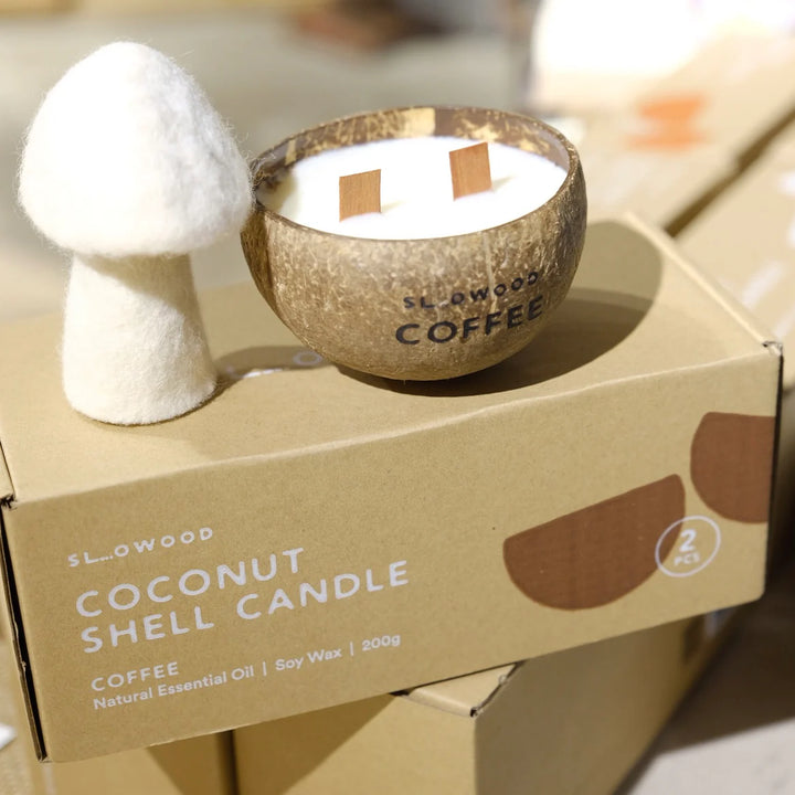天然精油椰殼蠟燭 300克 - 咖啡
