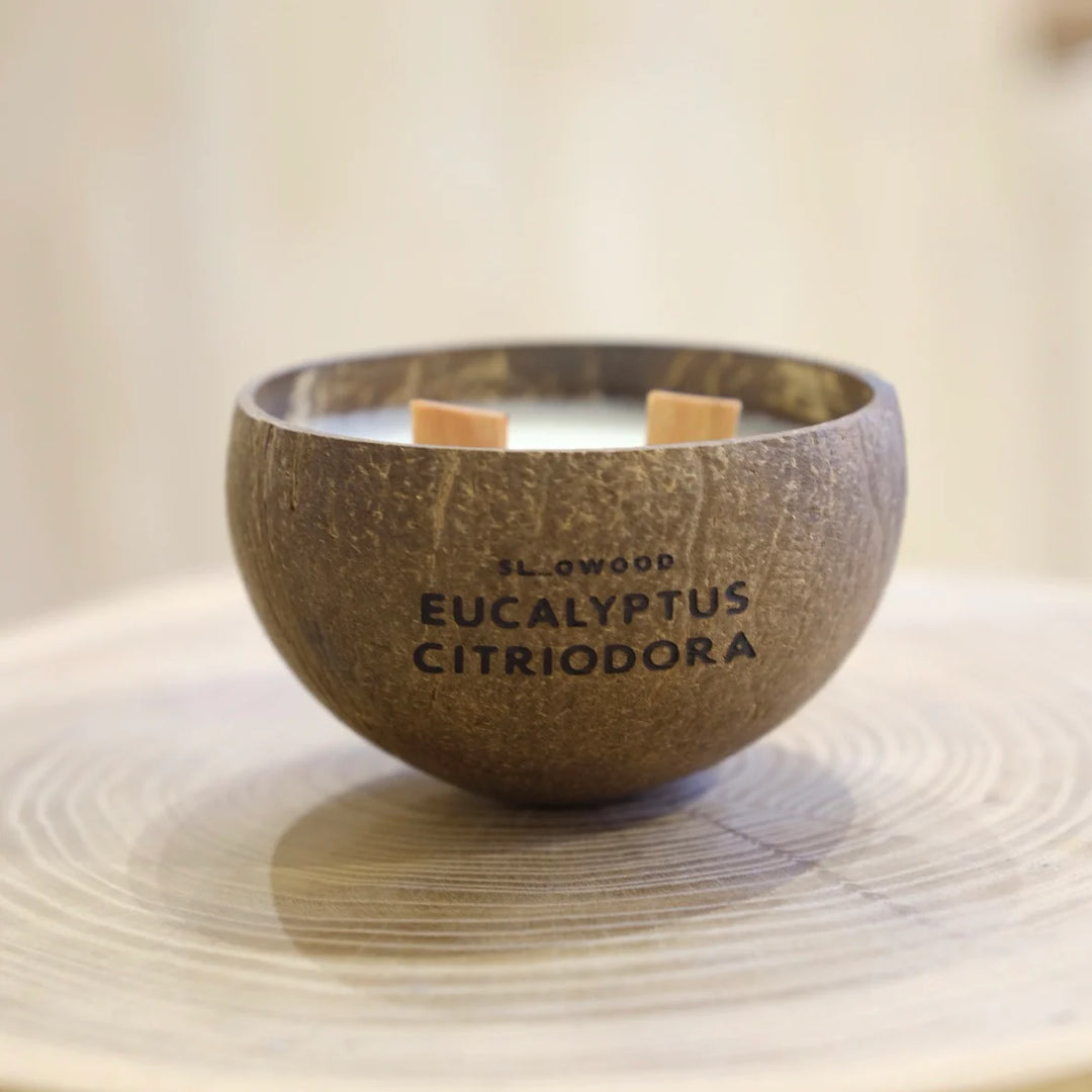 天然精油椰殼蠟燭 300克 - 檸檬桉樹