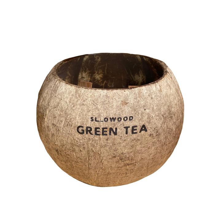 天然精油椰殼蠟燭 300克 - 綠茶