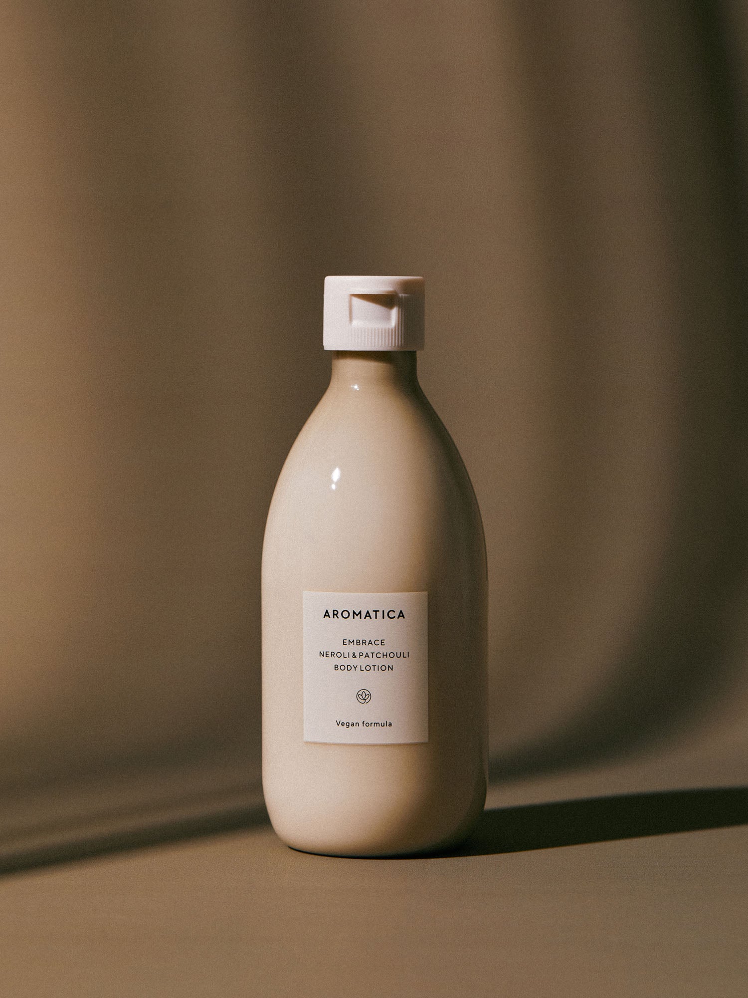 【激安通販 オンラインショップ】 Embrace Neroli & Patchouli Body Lotion – Slowood その他