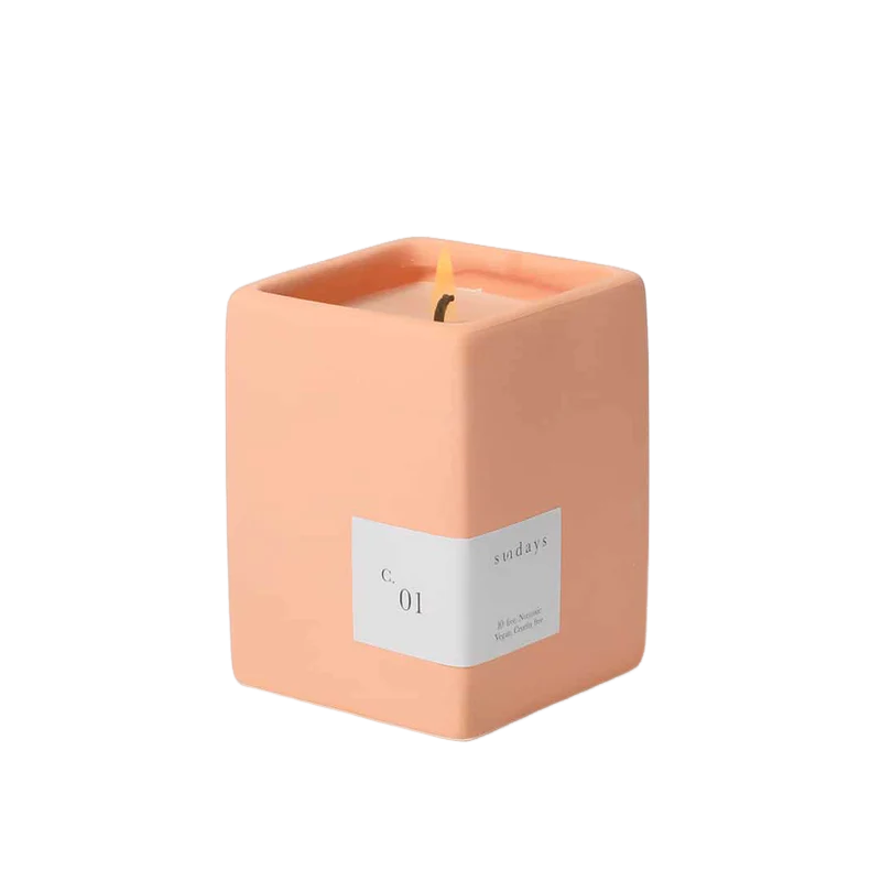 Smoked Hemp and Flowers Candle 6.4 oz