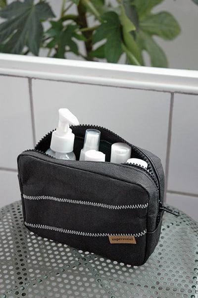 Zuperzozial - On-The-Road Short Stay Toiletbag (Small) - Slowood